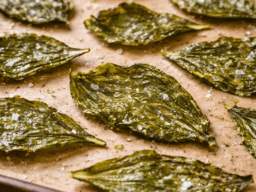 crispy plantain leaf chips on tray